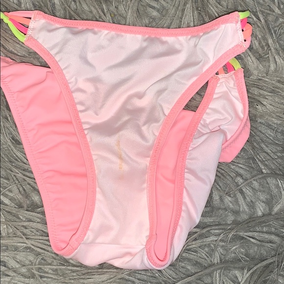 Victorias Secret pink bathing suit bottom - Picture 4 of 5